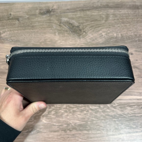 Warby Parker Parker Case 3-Slot Eyewear Travel Organizer Black Pebbled Zip Case - Picture 6 of 10